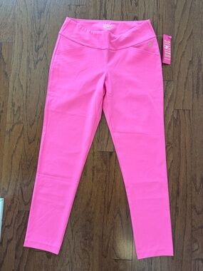 Lilly Pulitzer bright pink luxletic corso pants in aura pink